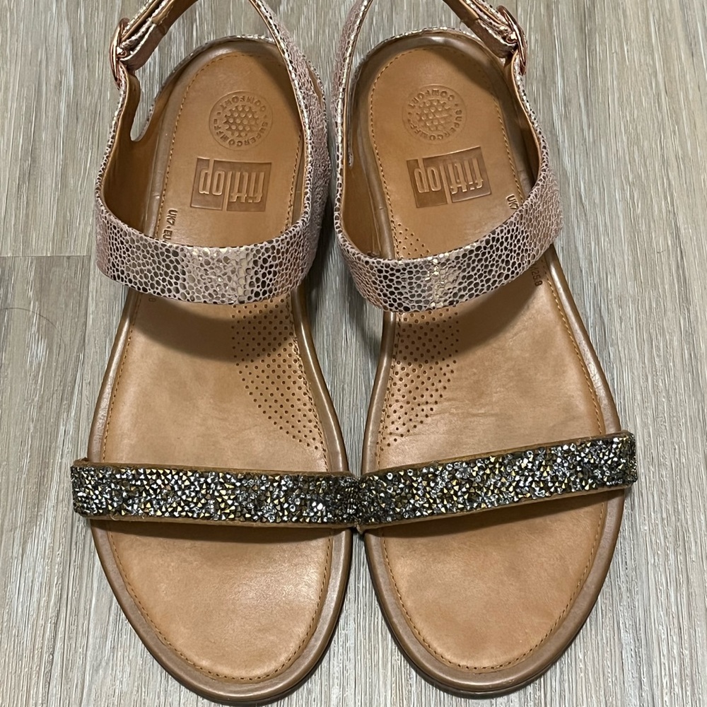 FitFlop Banda Roxy Dress Sandal Shoes, Bronze, US 9
